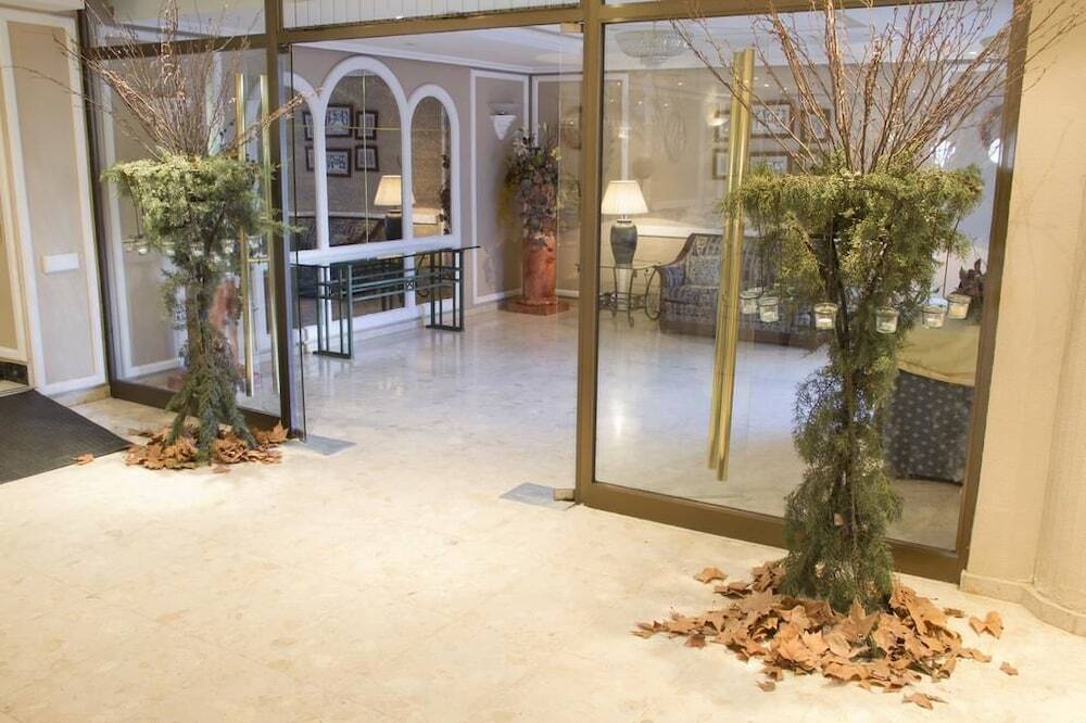 白鹳酒店 特鲁希略 外观 照片